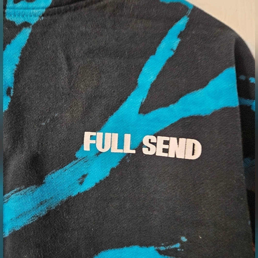 FULL SEND CROPPED HOODIE - Picture 2 of 4